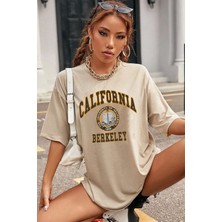 Unisex California Baskılı Tasarım T-Shirt