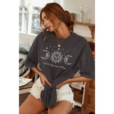 Unisex Sun Moon Sırt Baskılı Oversize T-Shirt