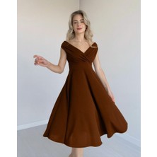 Arben Boutique Kadın Kısa Kollu Kruvaze Yaka Eteği Volanlı Krep Elbise