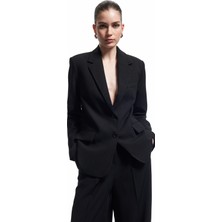 Koton Krep Kumaş Cepli Düğmeli Uzun Kollu Kruvaze Oversize Blazer Ceket