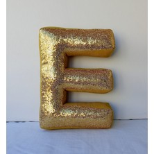 Gold 'e' Harf Kırlent