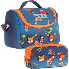 Kaukko Kids Isı Yalıtımlı Beslenme Çantası ve Üç Gözlü Kalemlik Seti - Erkek Çocuk, Lacivert Turuncu (Silikon Aksesuarlı)