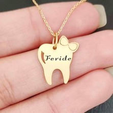 Archin Feride İsmine Özel Diş ve Fiyonk Motifli 14  Ayar Altın Plakalı Zincirli Hediyelik Kolye-450 İsim