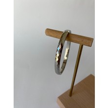 Asimetrik Desenli Silver Çelik Kelepçe