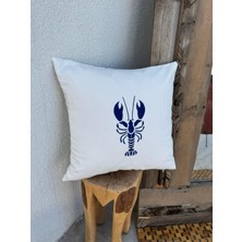 Re Marine Istakoz Nakışlı Kırlent Kılıfı  Beyaz - Lacivert