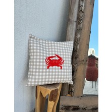 Re Marine Yengeç Nakışlı  Kırlent Kılıfı  Pötikare