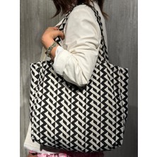 Siyah Beyaz Zigzag Plaj Çantası