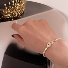 Archin Ocak Ayı Doğumları İçin Taç Motifli 14 Ayar Altın Plakalı Hasır Kordonlu Hediye Bileklik-461AY