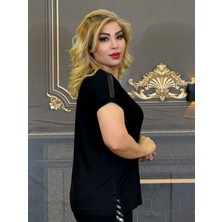 Tişört Pamuklu V Yaka Siyah Desenli Omuzlar Günlük Yazlik Kadın Kısa Kollu