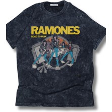 Oversize Ramones Road To Run Baskılı Yıkamalı T-Shirt, Unisex Rock Band Temalı Vintage Tişört