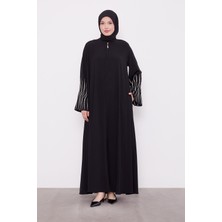 Siyah Kol Nakış Detaylı Ferace