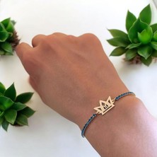 Archin Aile Temalı Mavi Taş Desenli Taç Figürlü 14 Ayar Altın Plakalı Hediye Bileklik-466SEMBOL