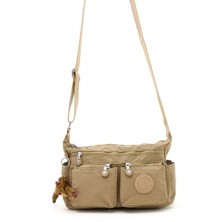 Sanmorris Kadın Orta Boy Bölmeli Bej Renkli Suya Dayanıklı Krinkıl Kumaş Çapraz Askılı Omuz Çantası