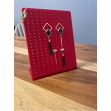 Kırmızı Küpe ve Takı Standı, 18CM x 13CM, Şık ve Kullanışlı Tasarım