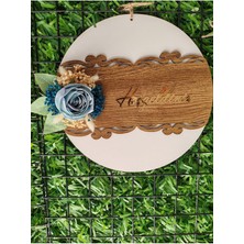 Mavi Renkli Yazılı Kuru Çiçekli Kapı ve Duvar Süsü, Şık Dekorasyon Parçası