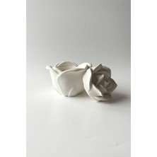 About The Perfect Beyaz Gül Kapaklı Yüzük Takı Kutusu (100 Karakter)