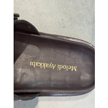 Melodi Ayakkabı Bard Kahve  Kadın Siyah Çift Tokalı Düz Taban – Günlük Yazlık Terlik Modeli