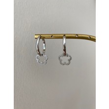 Xuping Minimal Yonca Zirkon Taşlı Silver Halka Küpe