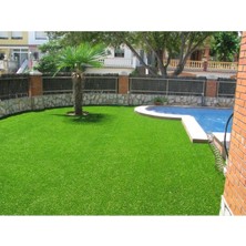 Yumuşak 8 mm Yapay Çim Halı, 50X100 Cm, Doğal Görünüm ve Dayanıklılık Sağlar