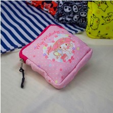 Şık Pembe Mini Makyaj Çantası, Pratik ve Hafif Tasarım