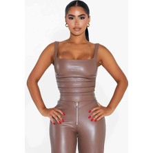 Sırt Fermuarlı Şık Süet Bluz - Rahat ve Modern Faux Leather Üst