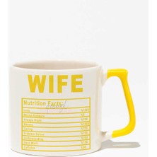 Wife Nutrition Facts Baskılı | Sevgililer Günü Eşe Hediyelik | Sarı Kulplu Modern Seramik Kupa