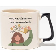 Kafası Insan Kaldırmıyo Diyelim Hediyelik Eğlenceli Komik Baskılı Siyah Kulplu Modern Seramik Kupa