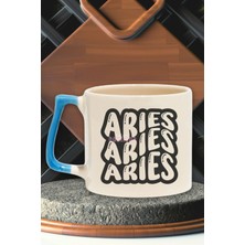 Aries Retro Outline Baskılı Koç Burcu Astroloji Tasarımı Doğum Günü Hediye Mavi Kulplu Kupa Bardak
