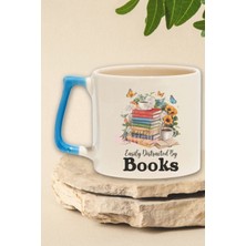 Easy Distracted By Books Temalı Kitap Sever Odak Sorunu Hediyelik Kulplu Kupa Bardak