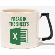 Freak In The Sheets Muhasebe Excel Hediye Baskılı Siyah Kulplu Modern Seramik Kupa