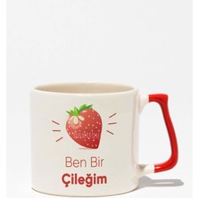 Ben Bir Çileğim Baskılı Baskılı Kırmızı Kulplu Modern Seramik Kupa