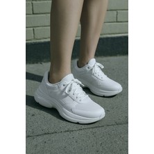 Premium Kalın Tabanlı Ortopedik Beyaz Kadın Günlük Spor Ayakkabı