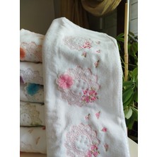 Fiesta Aybüke Beyaz Kadife 3D Nakışlı Kutulu 50X90 cm %100 Pamuklu