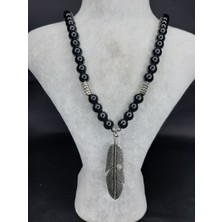 Ayarlanabilir Cam Boncuklu Tüy Uçlu Unisex Kolye – El Yapımı Özgün Tasarım