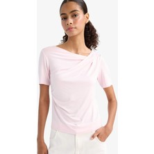 DeFacto Slim Fit Dar Kesim Kayık Yaka Kısa Kollu Tişört F8008AX25AU