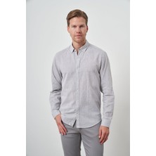  Erkek Gri Keten Trend Dynamic Fit Düğmeli Yaka Gömlek