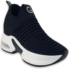 Guja 300-8 Hafif Taban Günlük Bayan Spor Ayakkabı-Siyah