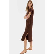 Yazlık %pamuk Midi Elbise Eskitme Efektli ve Yırtmaçlı Konforlu Kesim Modern Stil