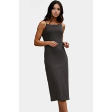 Şık ve Rahat Örme Midi Elbise Günlük Casual Stil Mükemmel Uyum Profesyonel Görünüm Premium Kalite