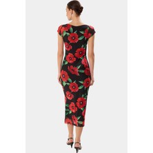 Örme Kumaştan Kalp Yakalı Midi Boy Astarlı Elbise Mükemmel Uyum Premium Kalite Kaliteli Işçilik