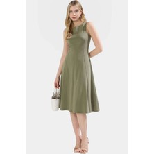 Kadın Pamuklu Skater Midi Elbise Yazlık Rahat Günlük Stil Şık Görünüm Seçkin Malzeme