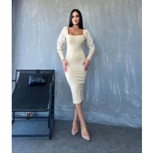 Tiana Kadın Kare Yaka Kolları Manşet ve Tül Detay Fırsat Ürün Midi Boy Elbise