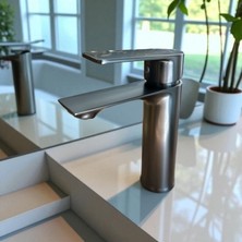 Antrasit Lavabo Bataryası Mat Paslanmaz Lavabo Armatür