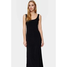 Kolsuz Örme Maxi Elbise Nefes Alan Rahatlık ve Şık Tasarım Premium Kalite Uzun Ömürlü