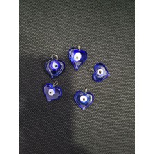 El Yapımı Kalp Formlu Mini Cam Nazar Boncuğu Askı Ucu – Rastgele 1 Adet
