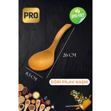 1 Adet 26 cm Vernikli Doğal Bambu Eğri Büyük Kaşık – Delikli, Ergonomik, Çizmez Ahşap Kaşık