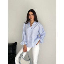 Yumuşak Dokulu Konfor Modeli Oversize Fiyonk Detaylı Asimetrik Kesim Pamuklu Boyfriend Mavi Gömlek