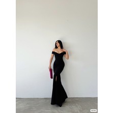 Kadın Uzun Madonna Yaka Yırtmaçlı Kloş Çan Balık Modeli Kayık Yaka Siyah Elbise Abiye Gece Elbisesi