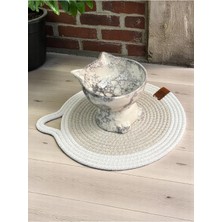 Sevimli Hayvanlar Için Dekoratif Mama Kabı Paspası, Şık ve Fonksiyonel Ürün.