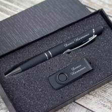 Kalemedair Kişiye Özel Kutulu Kalem ve USB Flash Bellek Seti Siyah Renkli Hediye Seti
